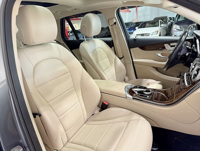 2018 Mercedes-Benz GLC GLC 300 4MATIC SUV - 22946284 - 49