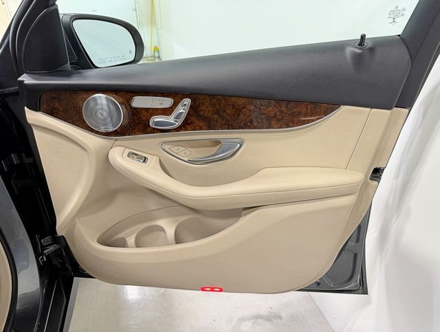 2018 Mercedes-Benz GLC GLC 300 4MATIC SUV - 22946284 - 50