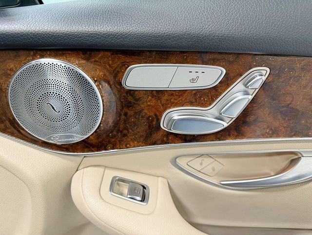 2018 Mercedes-Benz GLC GLC 300 4MATIC SUV - 22946284 - 51