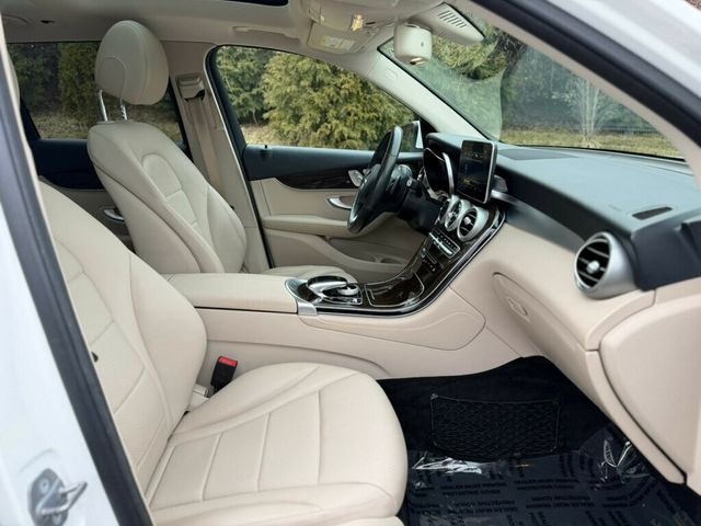 2018 Mercedes-Benz GLC GLC 300 4MATIC SUV - 22982223 - 25
