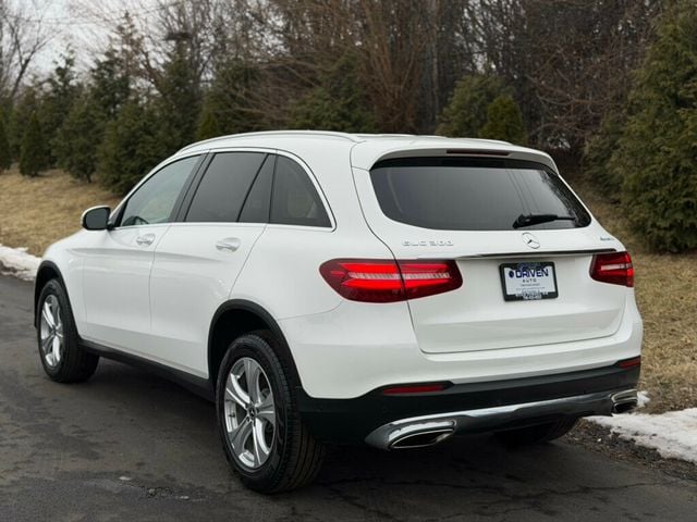 2018 Mercedes-Benz GLC GLC 300 4MATIC SUV - 22982223 - 3