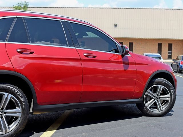 2018 Mercedes-Benz GLC GLC 300 4MATIC SUV - 22552949 - 3