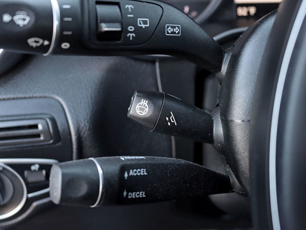 2018 Mercedes-Benz GLC GLC 300 4MATIC SUV - 22691759 - 12