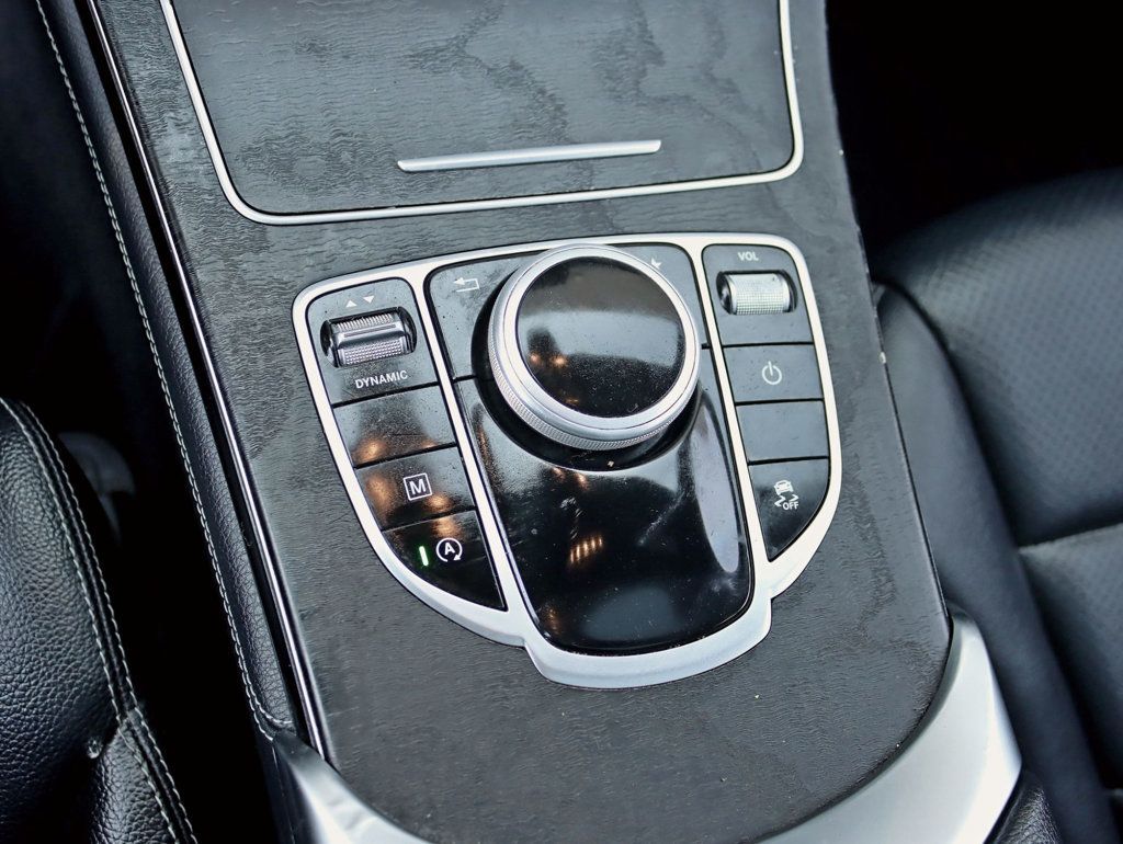 2018 Mercedes-Benz GLC GLC 300 4MATIC SUV - 22691759 - 19