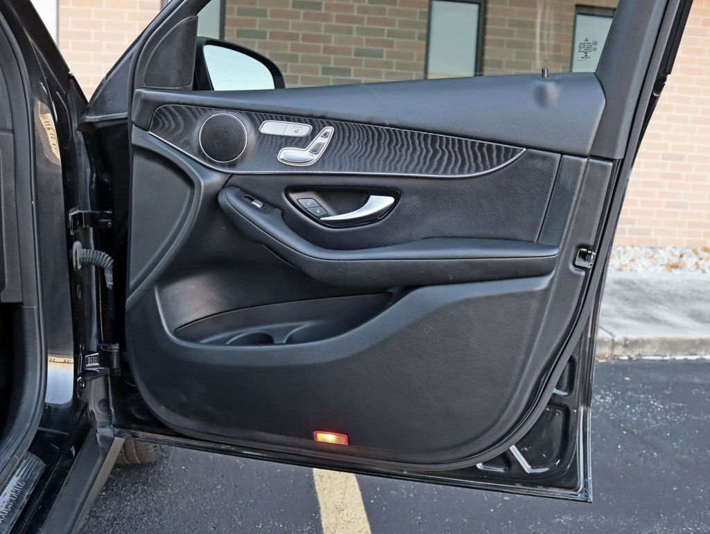 2018 Mercedes-Benz GLC GLC 300 4MATIC SUV - 22691759 - 27