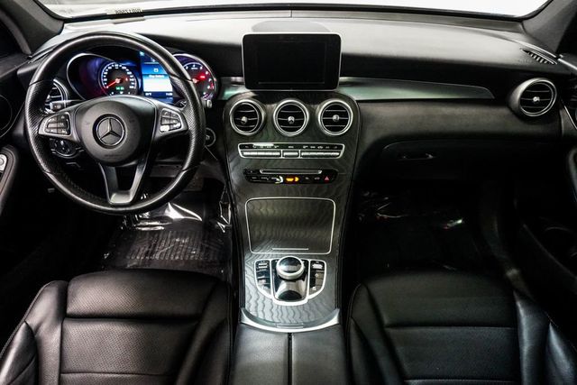 2018 Mercedes-Benz GLC GLC 300 4MATIC SUV - 23007023 - 10