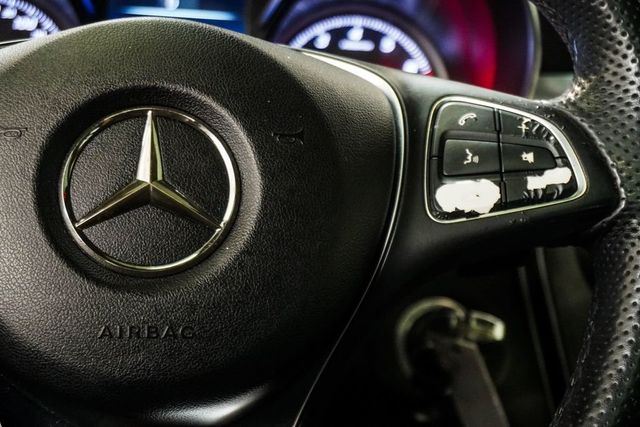 2018 Mercedes-Benz GLC GLC 300 4MATIC SUV - 23007023 - 13
