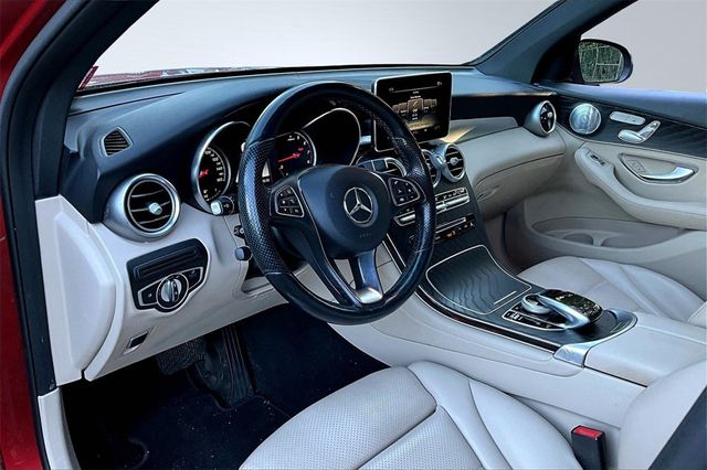 2018 Mercedes-Benz GLC GLC 300 4MATIC SUV - 22926340 - 10