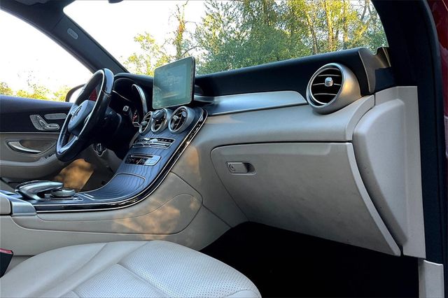 2018 Mercedes-Benz GLC GLC 300 4MATIC SUV - 22926340 - 11