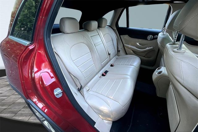2018 Mercedes-Benz GLC GLC 300 4MATIC SUV - 22926340 - 13
