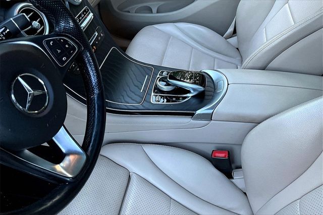 2018 Mercedes-Benz GLC GLC 300 4MATIC SUV - 22926340 - 30