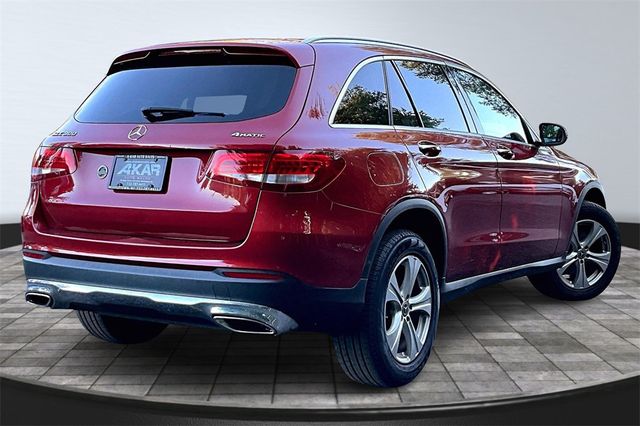 2018 Mercedes-Benz GLC GLC 300 4MATIC SUV - 22926340 - 4