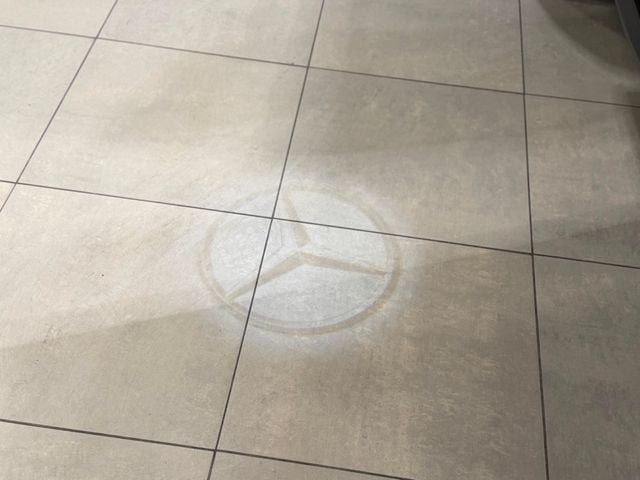 2018 Mercedes-Benz GLC GLC 300 4MATIC SUV - 22975584 - 19