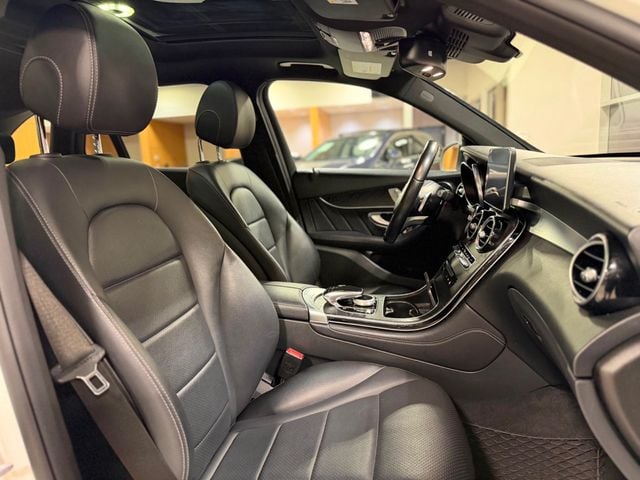2018 Mercedes-Benz GLC GLC 300 4MATIC SUV - 22975584 - 24