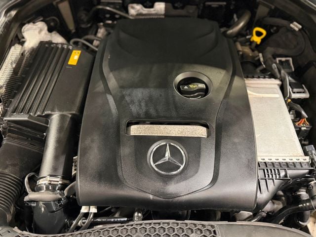 2018 Mercedes-Benz GLC GLC 300 4MATIC SUV - 22975584 - 38