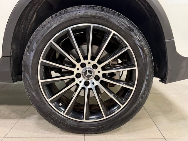 2018 Mercedes-Benz GLC GLC 300 4MATIC SUV - 22975584 - 40