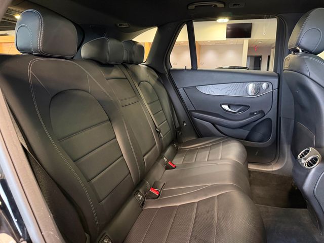 2018 Mercedes-Benz GLC GLC 300 4MATIC SUV - 23011512 - 22