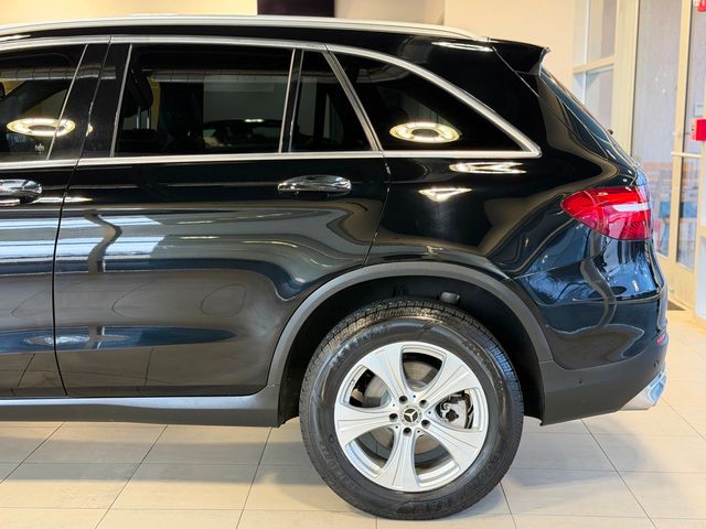 2018 Mercedes-Benz GLC GLC 300 4MATIC SUV - 23011512 - 8