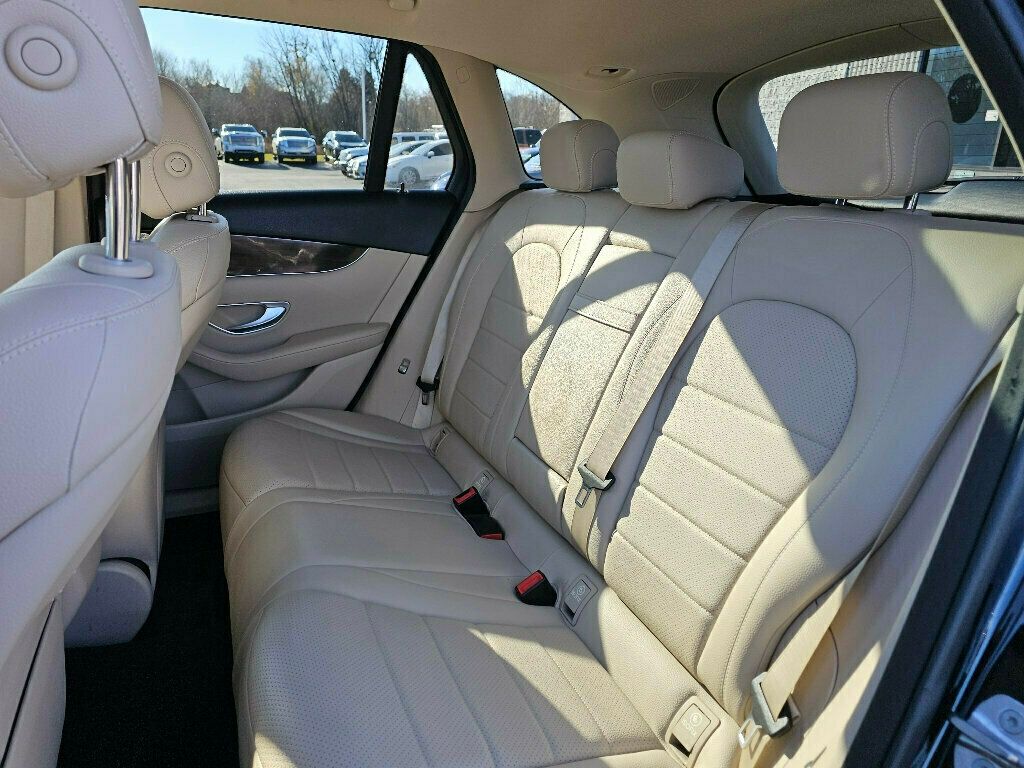 2018 Mercedes-Benz GLC GLC 300 4MATIC SUV - 22951268 - 18