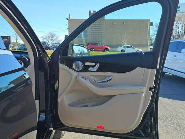 2018 Mercedes-Benz GLC GLC 300 4MATIC SUV - 22951268 - 20