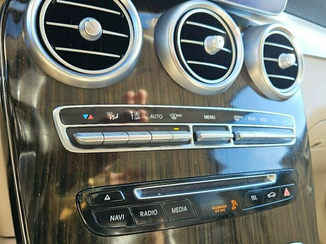 2018 Mercedes-Benz GLC GLC 300 4MATIC SUV - 22951268 - 24