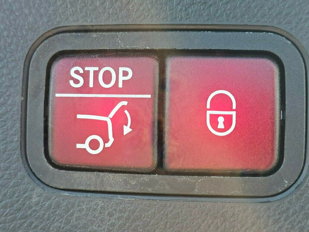 2018 Mercedes-Benz GLC GLC 300 4MATIC SUV - 22951268 - 44