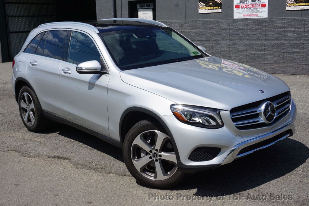 2018 Mercedes-Benz GLC GLC 300 4MATIC SUV DRIVER ASSIST/MULTIMEDIA/LIGHTING PKGS PANO   - 22523707 - 0