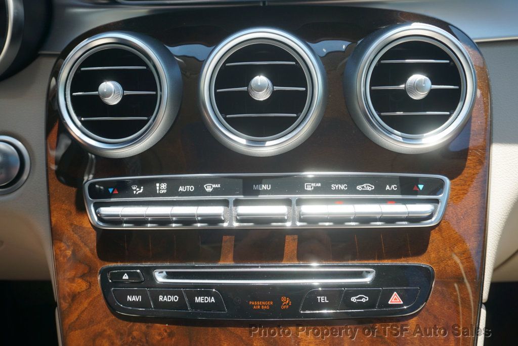 2018 Mercedes-Benz GLC GLC 300 4MATIC SUV LIGHTING PKG NAVI REAR CAM  - 23051095 - 26