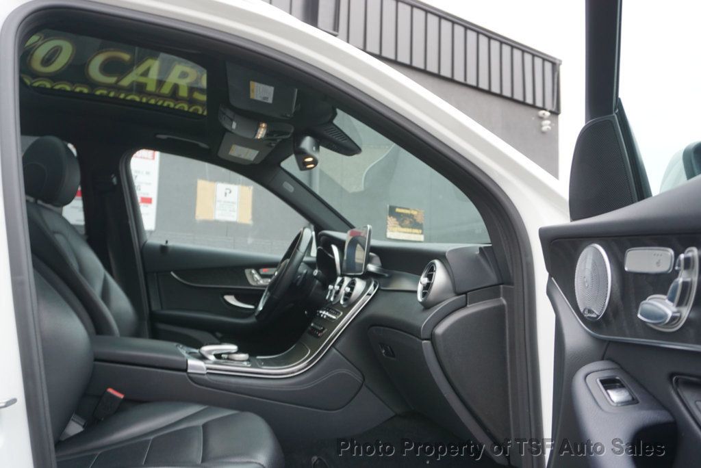 2018 Mercedes-Benz GLC GLC 300 4MATIC SUV PANO ROOF LIGHTING/MULTIMEDIA PKG 360 CAMERAS - 23007568 - 11