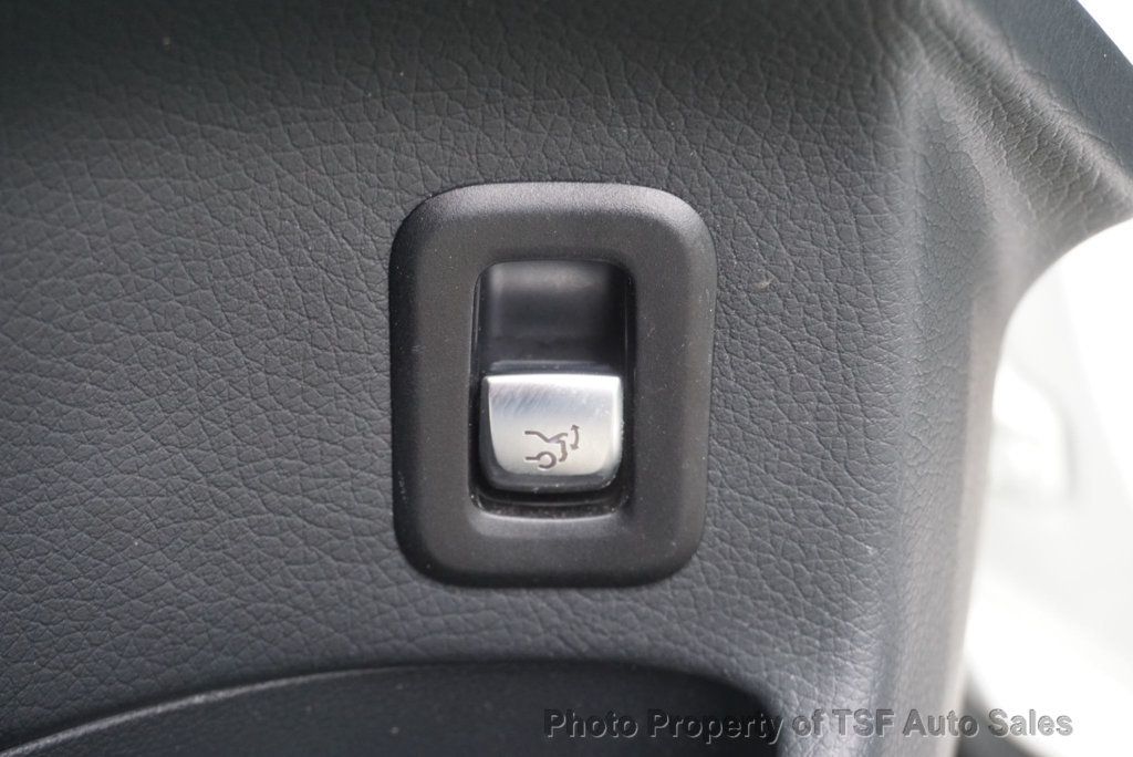 2018 Mercedes-Benz GLC GLC 300 4MATIC SUV PANO ROOF LIGHTING/MULTIMEDIA PKG 360 CAMERAS - 23007568 - 39