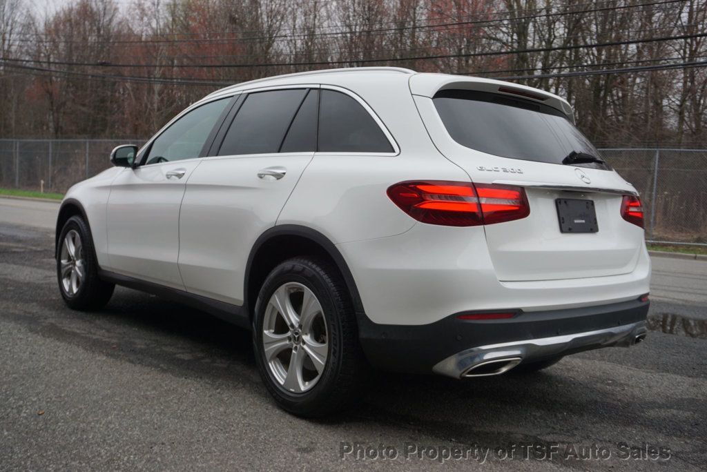 2018 Mercedes-Benz GLC GLC 300 4MATIC SUV PANO ROOF LIGHTING/MULTIMEDIA PKG 360 CAMERAS - 23007568 - 5