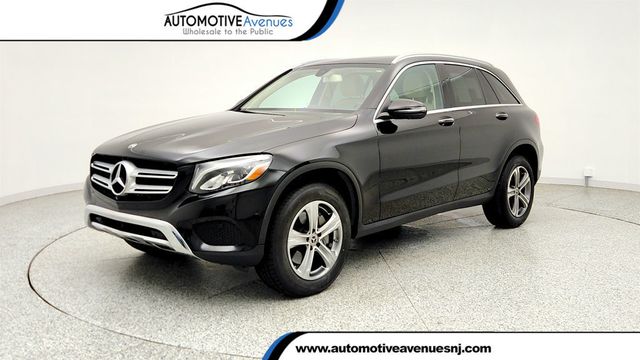 2018 Mercedes-Benz GLC GLC 300 4MATIC SUV w/ Panorama Roof & Premium Package - 23021734 - 0