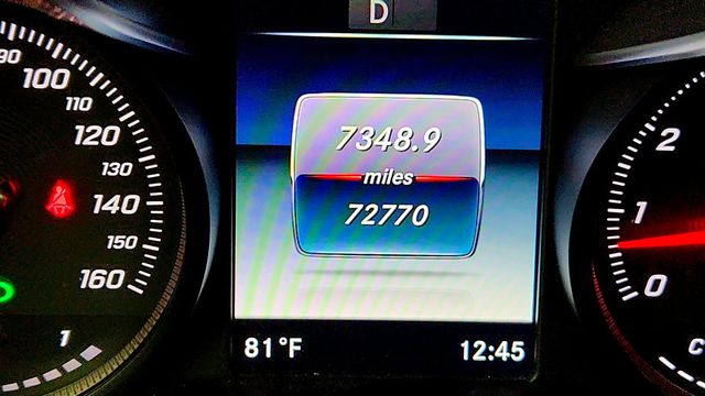 2018 Mercedes-Benz GLC GLC 300 4MATIC SUV w/ Premium Pkg, Panorama Roof & KEYLESS GO - 23056742 - 13