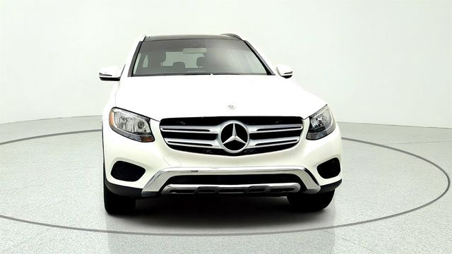 2018 Mercedes-Benz GLC GLC 300 4MATIC SUV w/ Premium Pkg, Panorama Roof & KEYLESS GO - 23056742 - 1