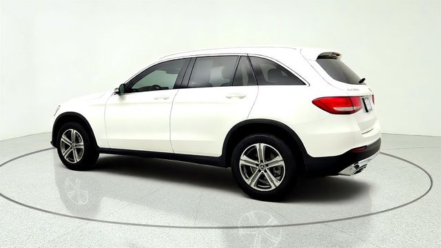 2018 Mercedes-Benz GLC GLC 300 4MATIC SUV w/ Premium Pkg, Panorama Roof & KEYLESS GO - 23056742 - 6