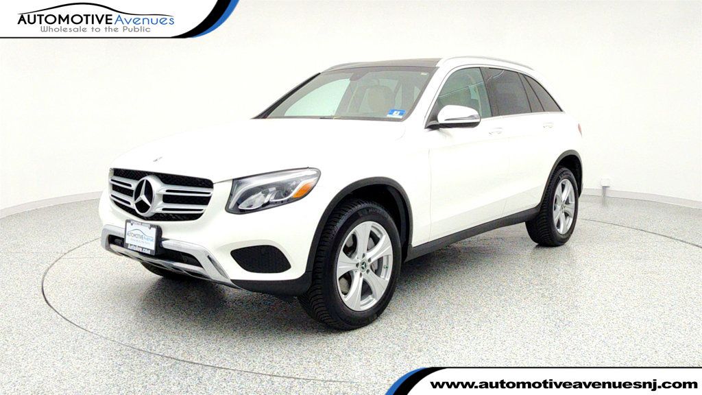 2018 Mercedes-Benz GLC GLC 300 4MATIC SUV w/ Premium Pkg, Panoramic Roof & Burmester SS - 22958787 | Video 1