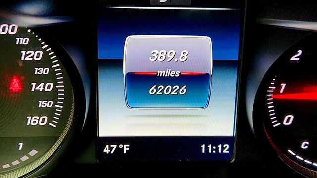 2018 Mercedes-Benz GLC GLC 300 4MATIC SUV w/ Premium Pkg, Panoramic Roof & Burmester SS - 22958787 - 14