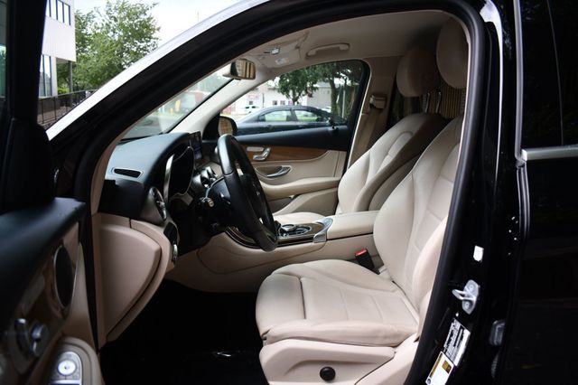 2018 Mercedes-Benz GLC GLC 300 SUV - 23050072 - 16