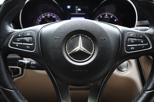 2018 Mercedes-Benz GLC GLC 300 SUV - 23050072 - 22