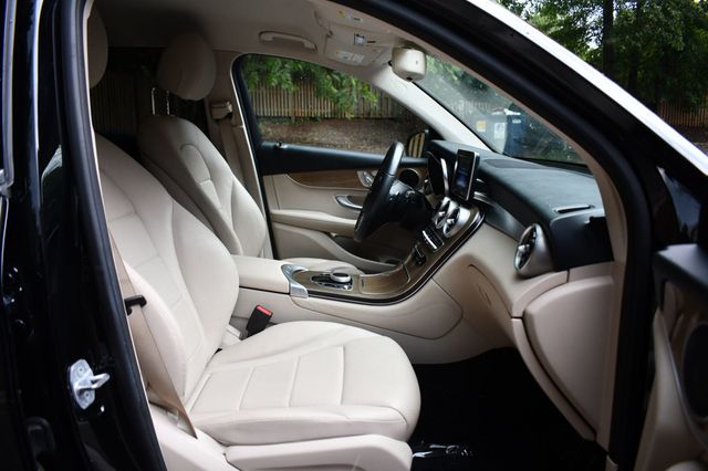 2018 Mercedes-Benz GLC GLC 300 SUV - 23050072 - 27