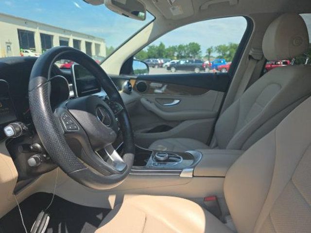 2018 Mercedes-Benz GLC GLC 300 SUV - 23050072 - 4