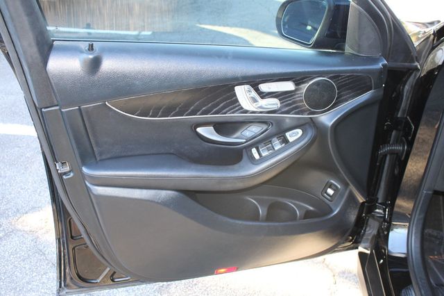 2018 Mercedes-Benz GLC GLC 300 SUV - 22965628 - 18