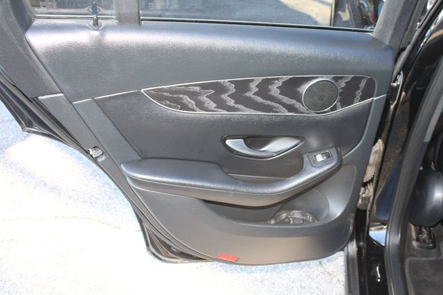 2018 Mercedes-Benz GLC GLC 300 SUV - 22965628 - 19