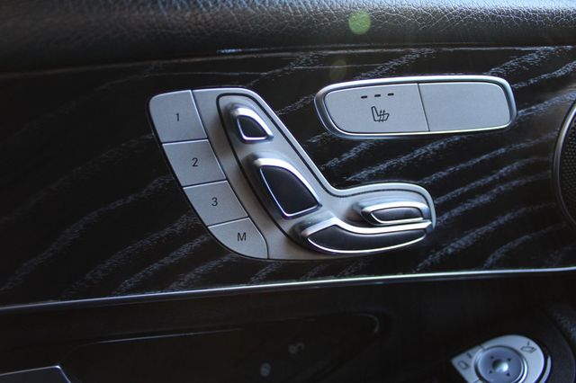 2018 Mercedes-Benz GLC GLC 300 SUV - 22965628 - 27