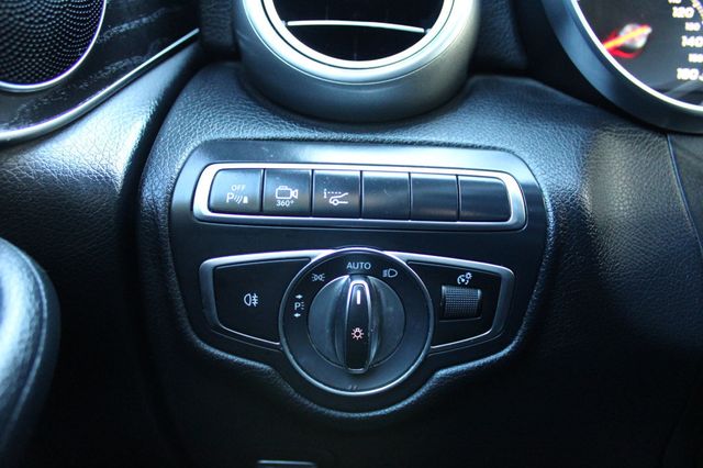 2018 Mercedes-Benz GLC GLC 300 SUV - 22965628 - 28