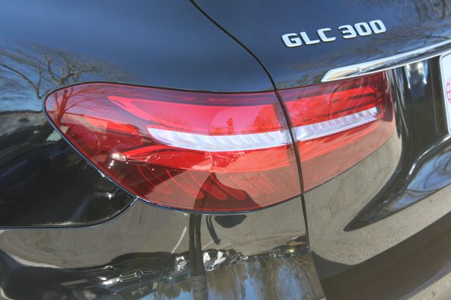 2018 Mercedes-Benz GLC GLC 300 SUV - 22965628 - 29