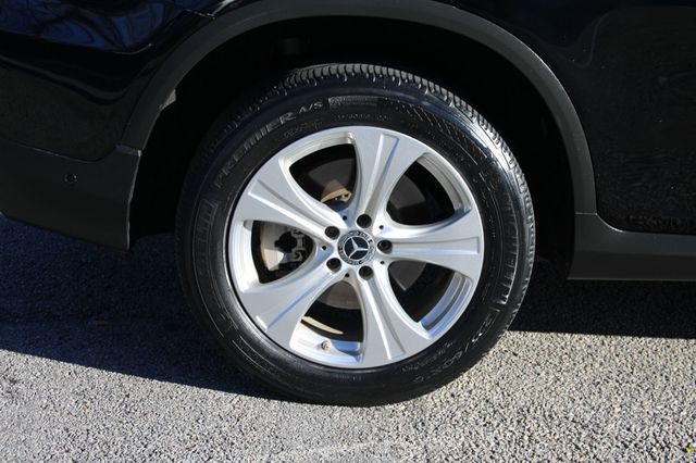 2018 Mercedes-Benz GLC GLC 300 SUV - 22965628 - 34