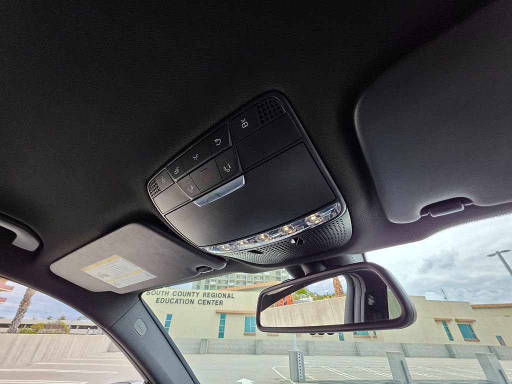 2018 Mercedes-Benz GLC GLC 300 SUV - 22819543 - 16