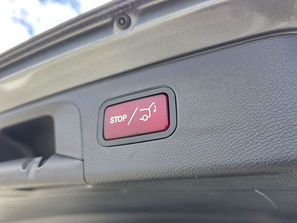 2018 Mercedes-Benz GLC GLC 300 SUV - 22819543 - 18