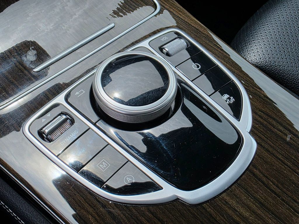 2018 Mercedes-Benz GLC GLC 300 SUV - 22819543 - 38